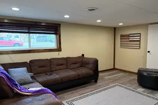 902 5th Ave SE, Pipestone, MN 56164 - Photo 10