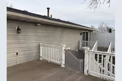 902 5th Avenue SE, Pipestone, MN 56164 - Photo 24