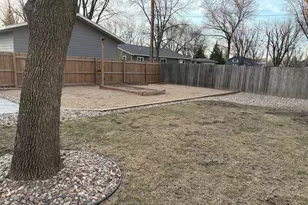 902 5th Ave SE, Pipestone, MN 56164 - Photo 34