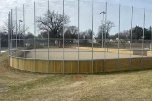 8438 Colfax Ave S, Bloomington, MN 55420 - Photo 14