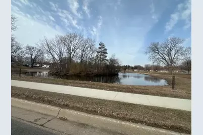 8438 Colfax Avenue S, Bloomington, MN 55420 - Photo 6