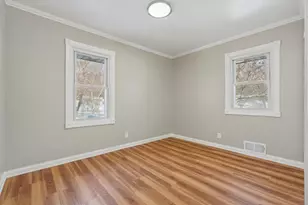 761 Bartelmy Ln N, Maplewood, MN 55119 - Photo 10