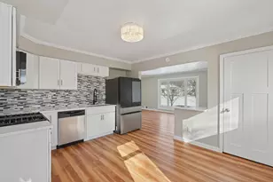 761 Bartelmy Ln N, Maplewood, MN 55119 - Photo 4