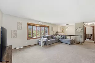 819 Johnson St, Anoka, MN 55303 - Photo 2
