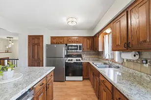 819 Johnson St, Anoka, MN 55303 - Photo 8