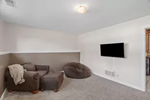 7993 Greenwood Dr, Mounds View, MN 55112 - Photo 46