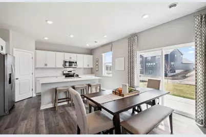 17065 Draper Way, Lakeville, MN 55044 - Photo 18