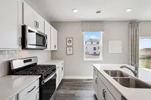 17065 Draper Wy, Lakeville, MN 55044 - Photo 4