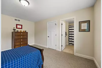 2020 Edgewood Court, Chanhassen, MN 55317 - Photo 72