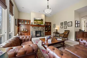 2020 Edgewood Ct, Chanhassen, MN 55317 - Photo 24