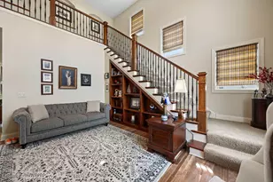 2020 Edgewood Ct, Chanhassen, MN 55317 - Photo 10