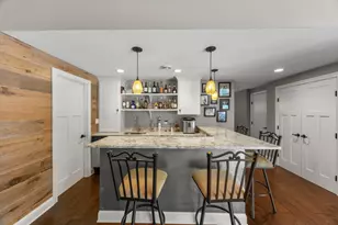 2020 Edgewood Ct, Chanhassen, MN 55317 - Photo 90