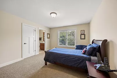 2020 Edgewood Court, Chanhassen, MN 55317 - Photo 68