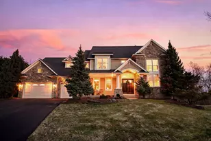 2020 Edgewood Ct, Chanhassen, MN 55317 - Photo 106