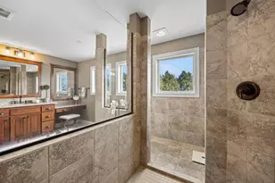 2020 Edgewood Ct, Chanhassen, MN 55317 - Photo 56