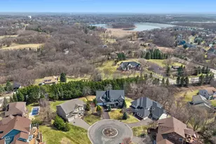 2020 Edgewood Ct, Chanhassen, MN 55317 - Photo 104