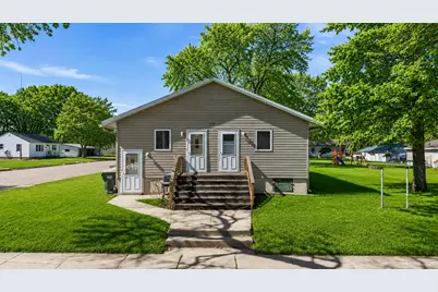 226 3rd Avenue S, Brownton, MN 55312 - Photo 1