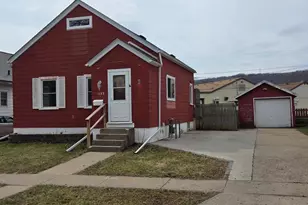 1123 Marian St, Winona, MN 55987 - Photo 1
