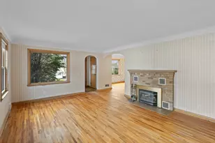 3273 Drew Ave N, Robbinsdale, MN 55422 - Photo 2