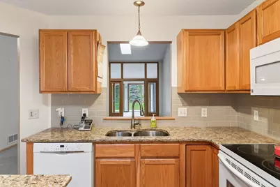 9076 212th Street W, Lakeville, MN 55044 - Photo 32