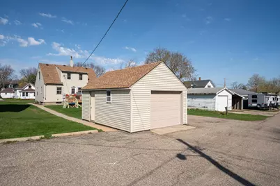 106 N 4th Street, Goodhue, MN 55027 - Photo 34