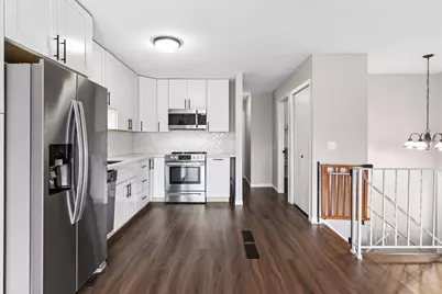 12238 Oak Leaf Circle, Burnsville, MN 55337 - Photo 10