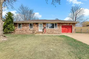 1455 Dixon Dr, Saint Paul Park, MN 55071 - Photo 2