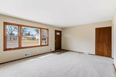 1455 Dixon Drive, Saint Paul Park, MN 55071 - Photo 6
