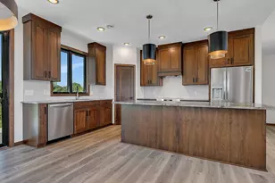 3401 Wildflower Road S, Saint Cloud, MN 56301 - Photo 4
