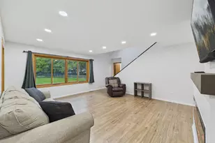 W10446 880th Ave, River Falls, WI 54022 - Photo 4