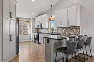 639 129th Ave NE, Blaine, MN 55434 - Photo 4