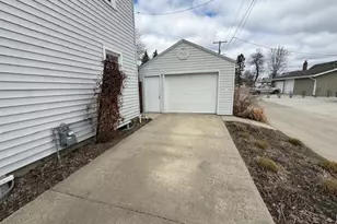218 7th Ave N, Wahpeton,  58075 - Photo 32