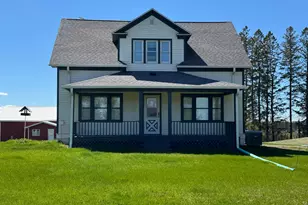 3993 County Rd 135, Kettle River, MN 55757 - Photo 2
