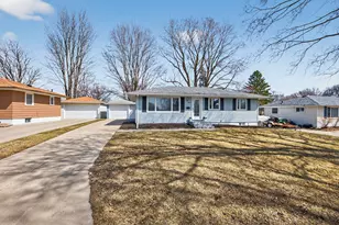 3534 21st Ave NW, Rochester, MN 55901 - Photo 2