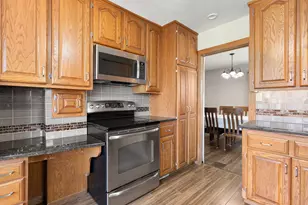 511 10th St SW, Austin, MN 55912 - Photo 28