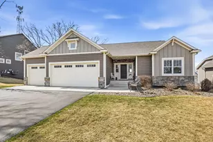 8610 Bluestem Dr, Victoria, MN 55386 - Photo 2