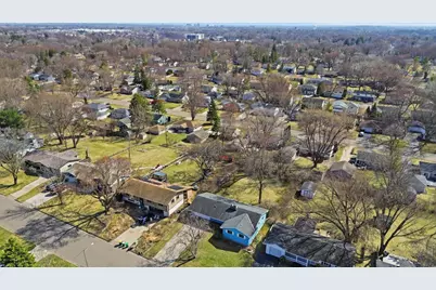 8409 32nd Place N, Crystal, MN 55427 - Photo 34