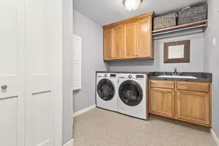 7021 Waterstone Ln, Woodbury, MN 55125 - Photo 20