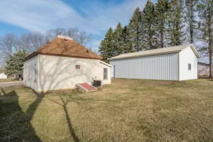 397 S Kilkenny Rd, Kilkenny, MN 56052 - Photo 24