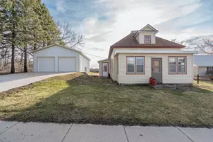 397 S Kilkenny Rd, Kilkenny, MN 56052 - Photo 1