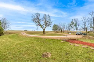 11841 W 250Th St, Belle Plaine, MN 56011 - Photo 8