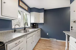 22383 570th Ave, Austin, MN 55912 - Photo 14