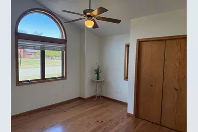 2235 Baihly Hills Drive SW, Rochester, MN 55902 - Photo 6