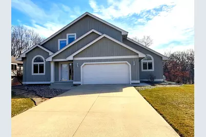 2235 Baihly Hills Drive SW, Rochester, MN 55902 - Photo 2