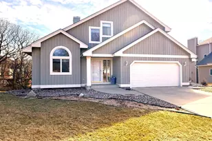 2235 Baihly Hills Dr SW, Rochester, MN 55902 - Photo 1