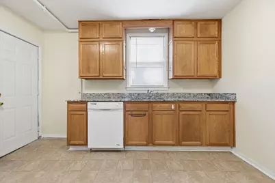 1070 21st Avenue SE, Minneapolis, MN 55414 - Photo 4