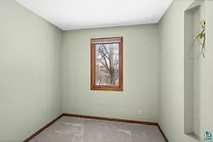540 W Redwing St, Duluth, MN 55803 - Photo 22