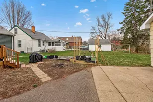 1736 Montana Ave E, Saint Paul, MN 55106 - Photo 30