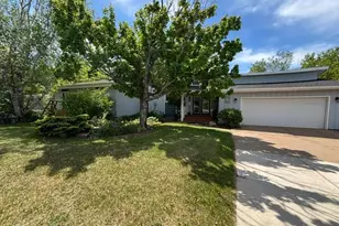 333 5th Ave NE, Chisholm, MN 55719 - Photo 38