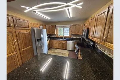 333 5th Avenue NE, Chisholm, MN 55719 - Photo 8